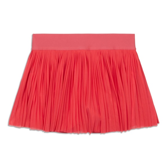 lululemon athletica Dresses & Skirts - NWT Lululemon Mesh Pleats MR Mini Tennis Skirt size 4. Hot pink